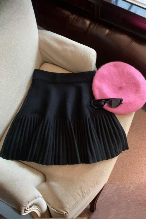 BRUSSELS – Pleated Mini Skirt – 5189