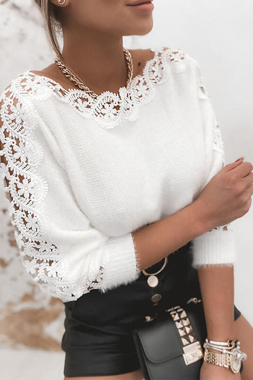 EDINBURGH – Lace Splice Knit Top – 6440