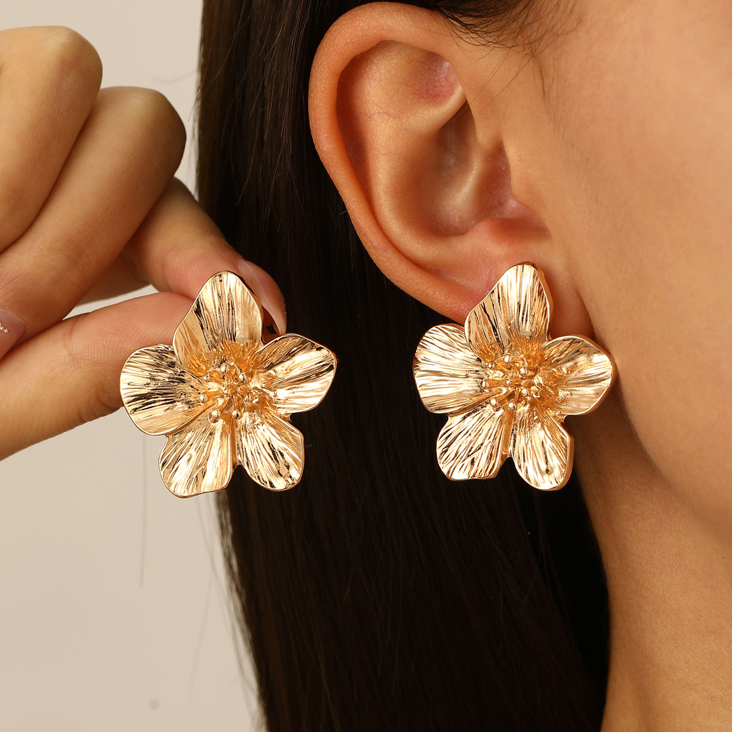 RHODES – Flower Stud Earrings – 6037