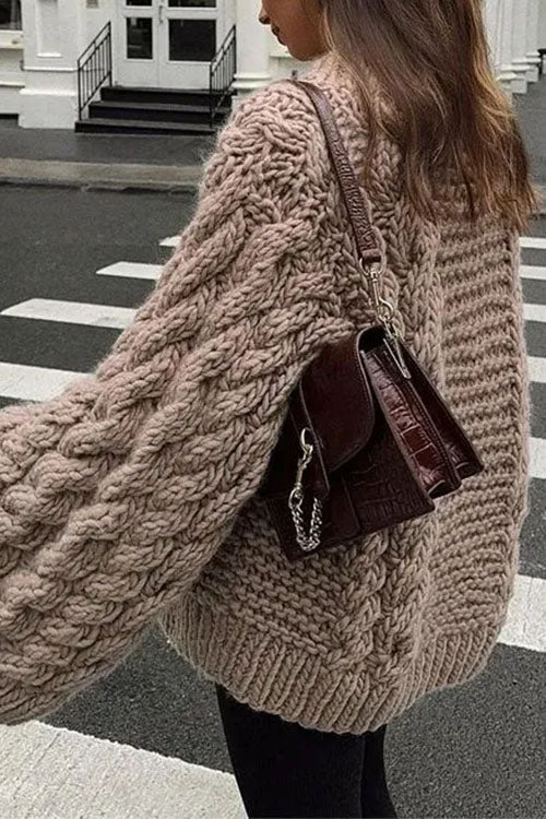 BUDAPEST – Oversized Cable Knit Sweater – 6908
