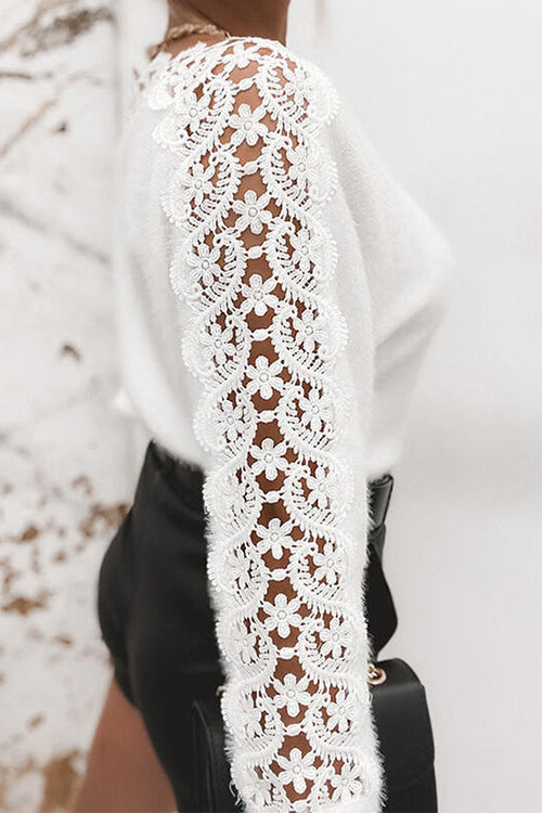 EDINBURGH – Lace Splice Knit Top – 6440