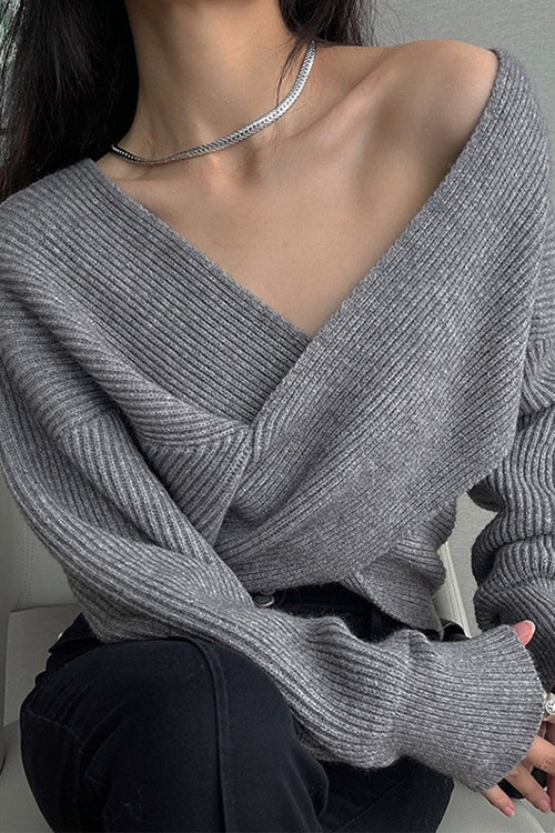 BUDAPEST – V Neck Knit Sweater – 8411