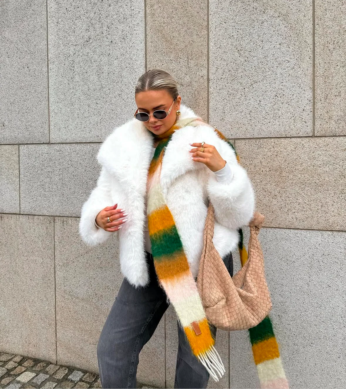 BERLIN – Oversized Faux Fur Coat – 1620