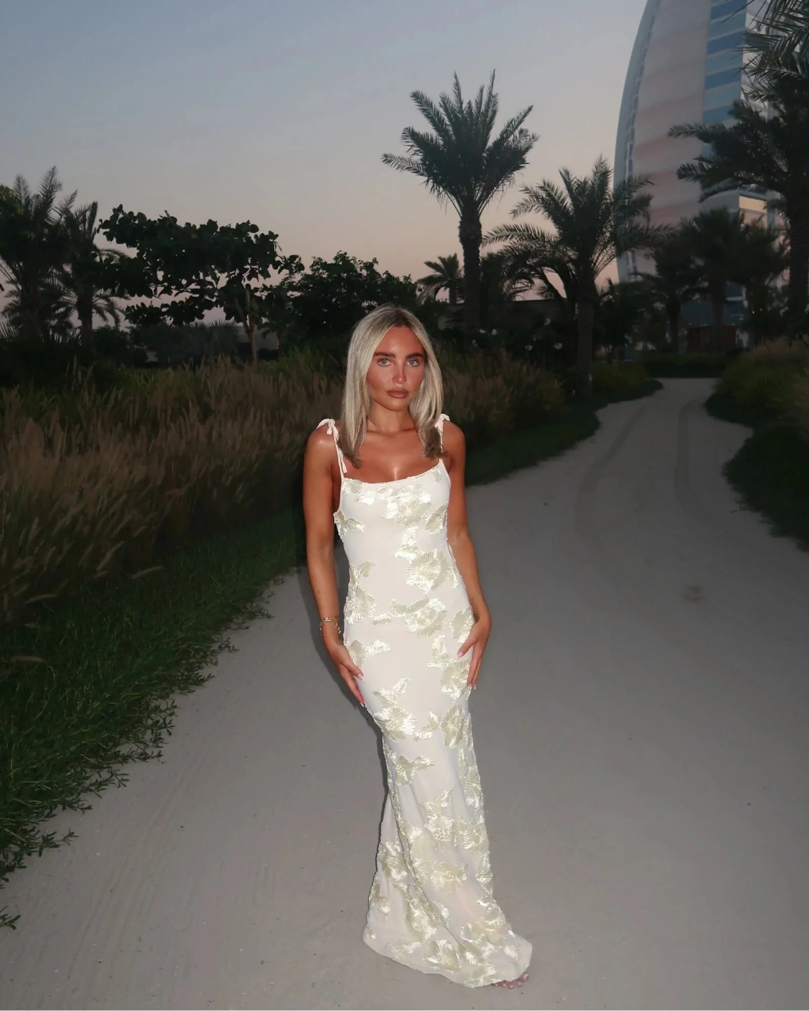 SEVILLE – Floral Bodycon Maxi Dress – 6540