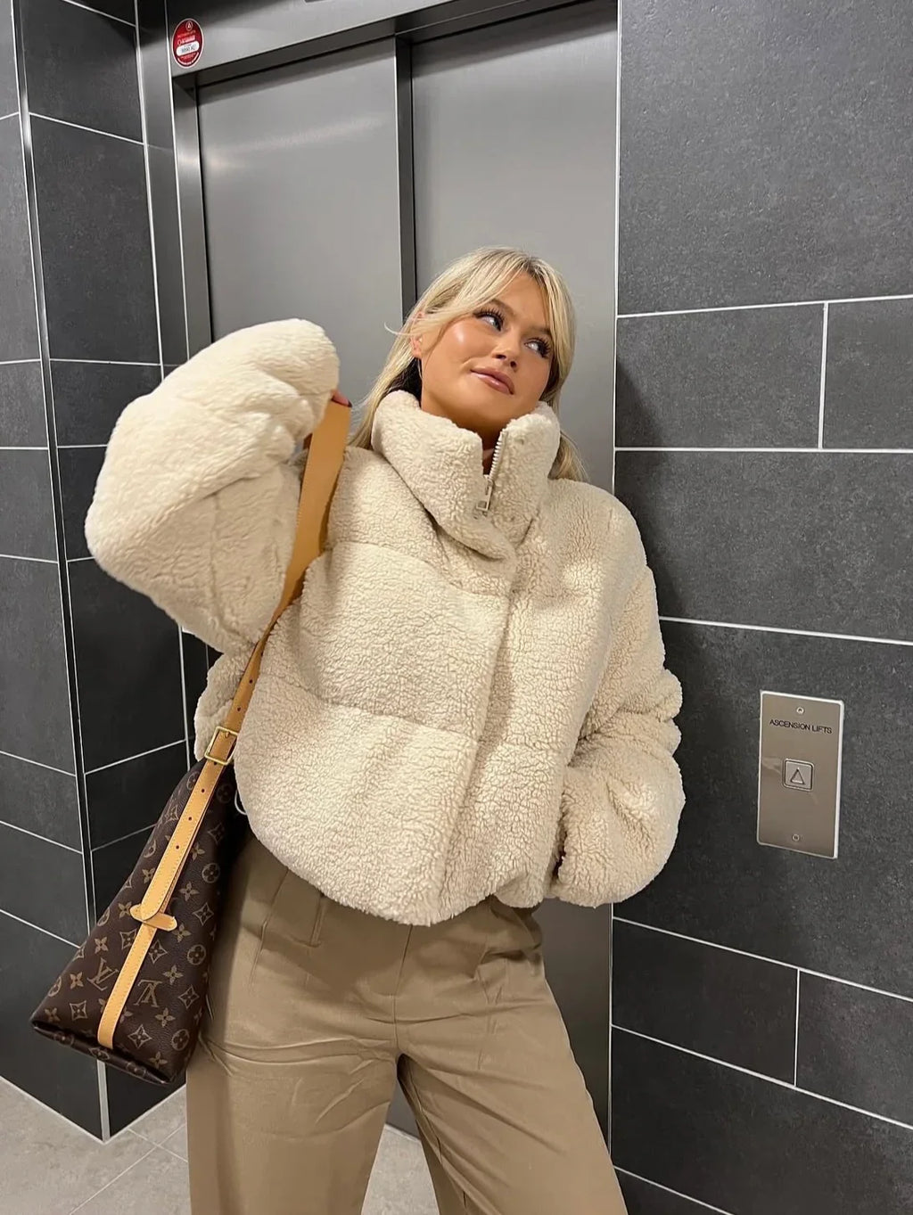 ZURICH – Oversized Teddy Puffer – 7033