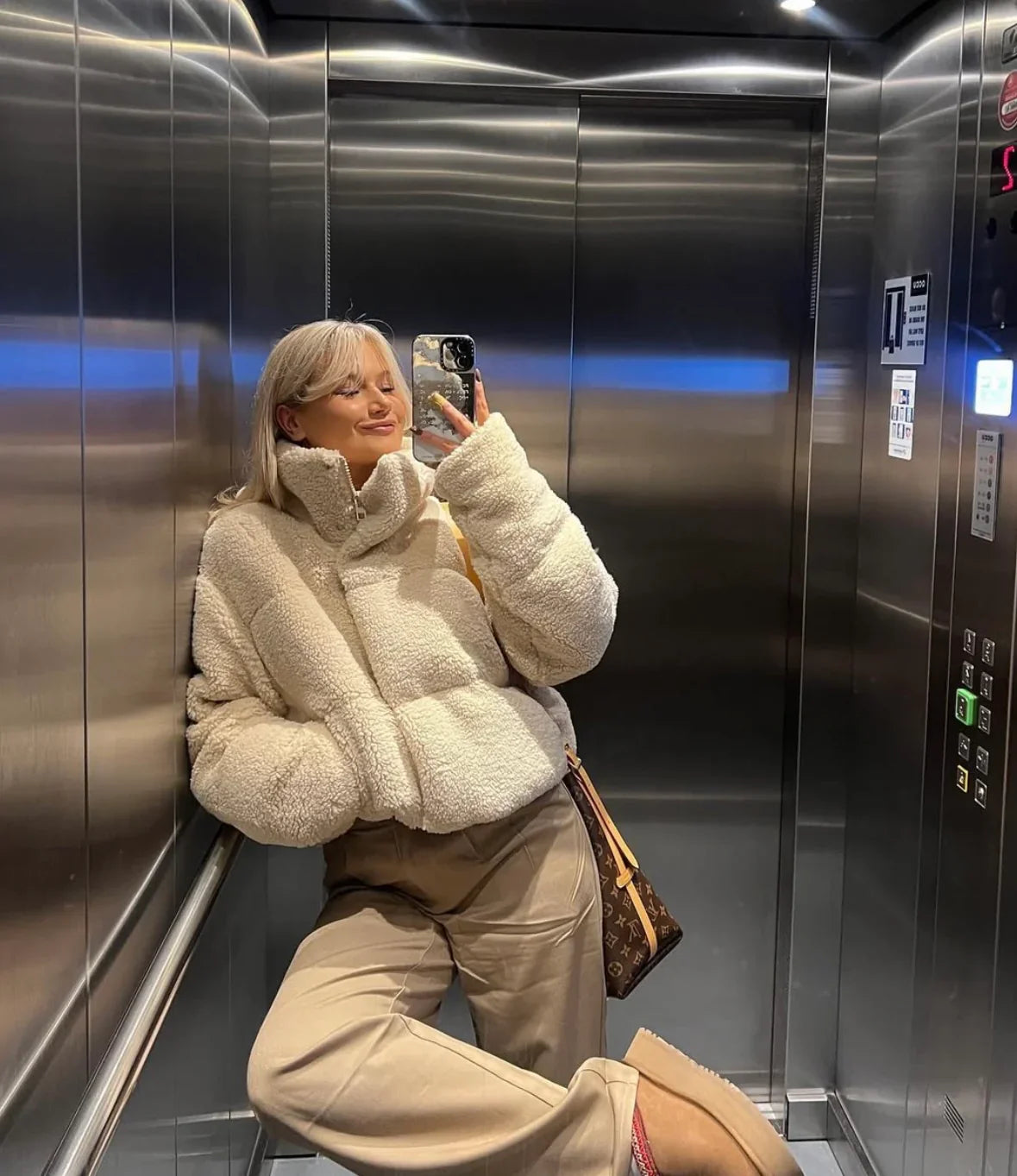 ZURICH – Oversized Teddy Puffer – 7033