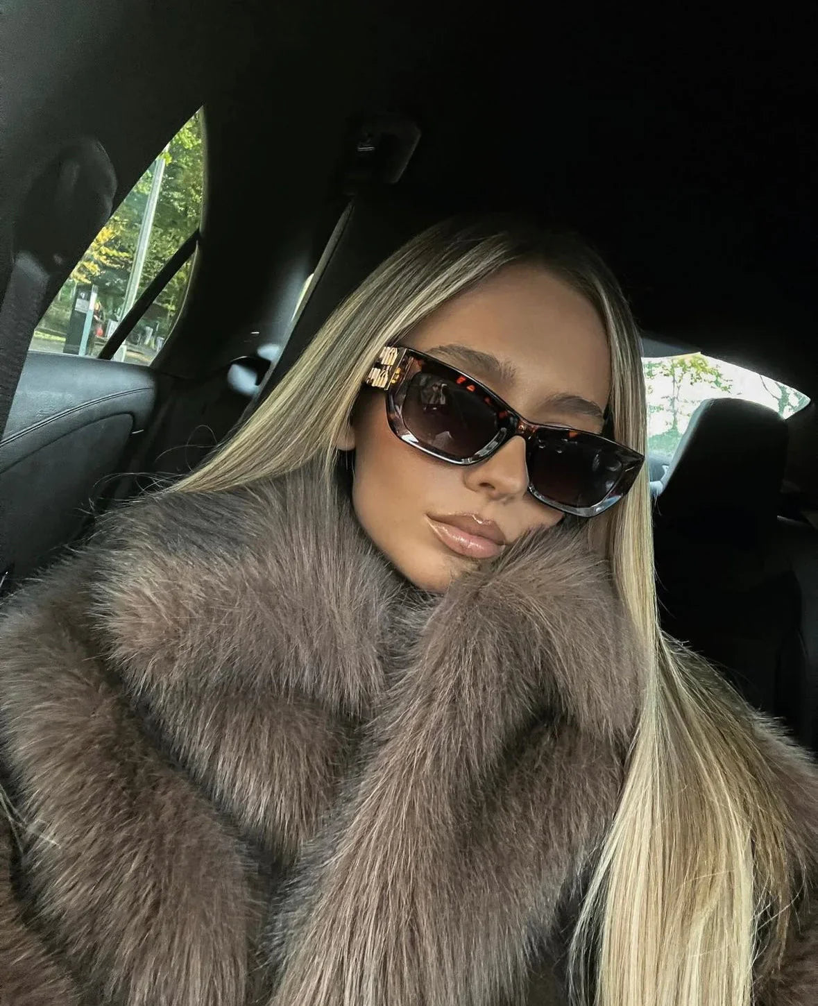 OSLO – Oversized Faux Fur Coat – 4511