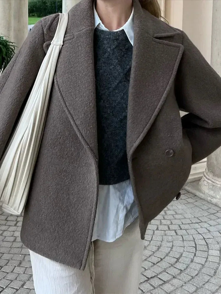 BERN – Oversized Double-Breasted Coat – 3100