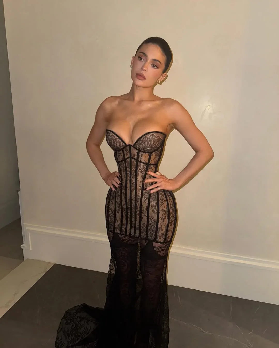 ALICANTE – Strapless Bustier Maxi Dress – 2287