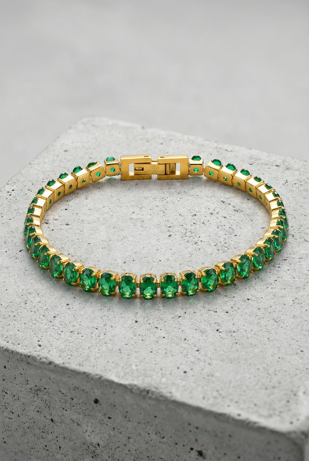 MILAN – Vergulde Smaragd Druppel Hanger Ketting – 042